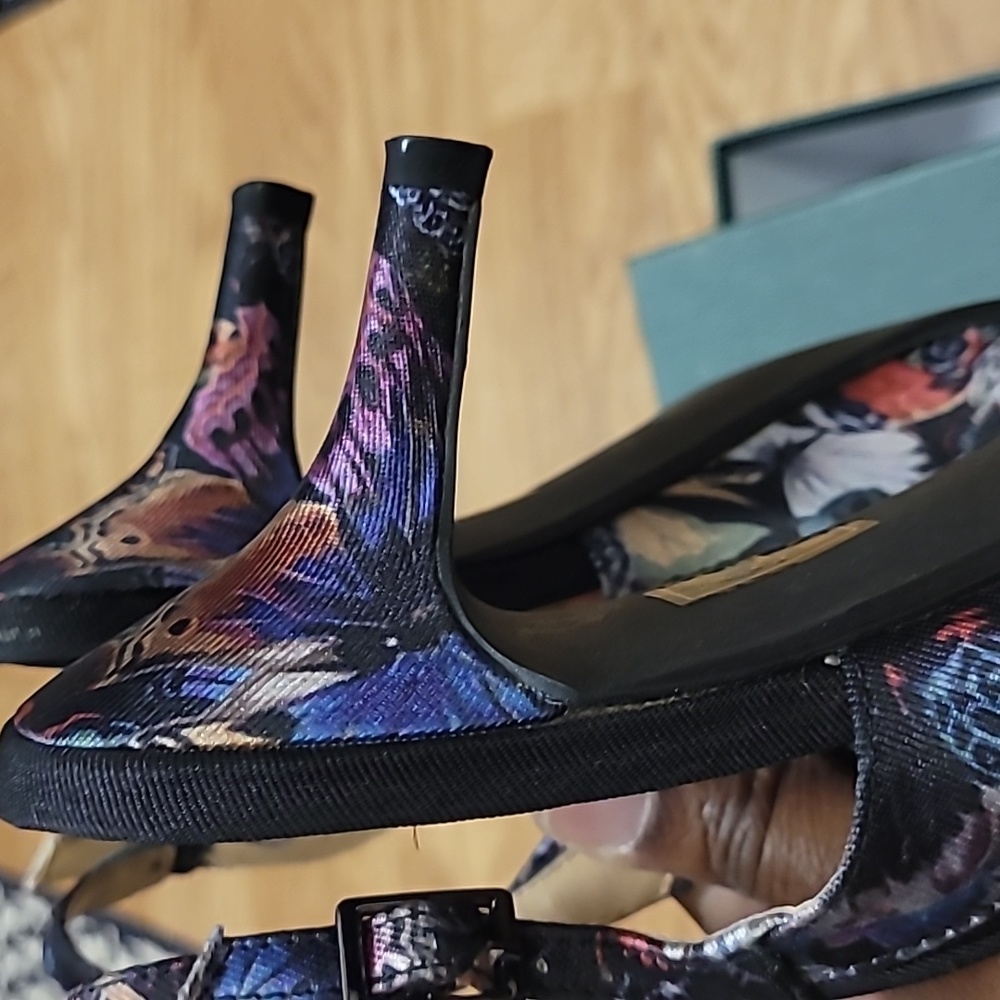 Black Multi Fabric Slingback Heel - Picture 4 of 8